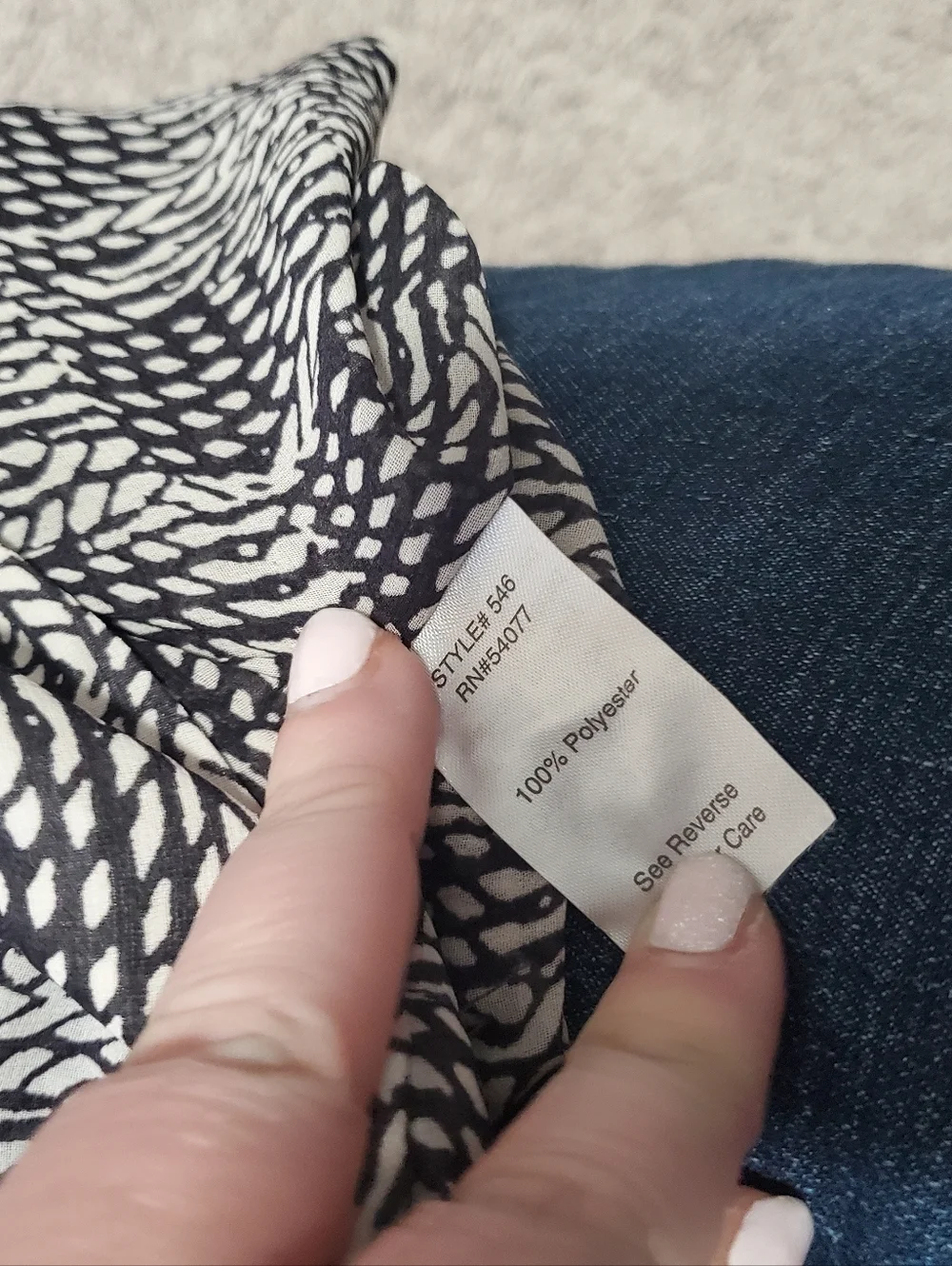 Cabi Flowy Black And White Midi Skirt Size 12